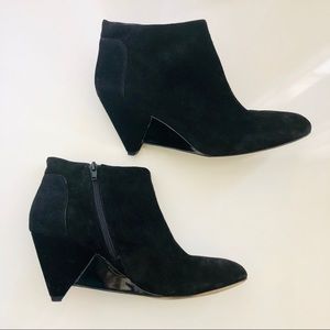I.N.C. INTERNATIONAL CONCEPTS : : SUEDE BOOTIE